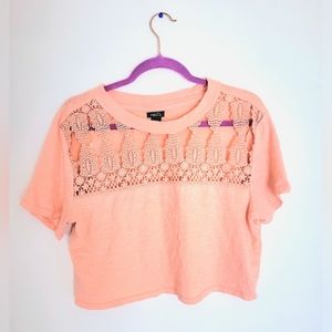 Rue21 Women's Pink cropped shirt